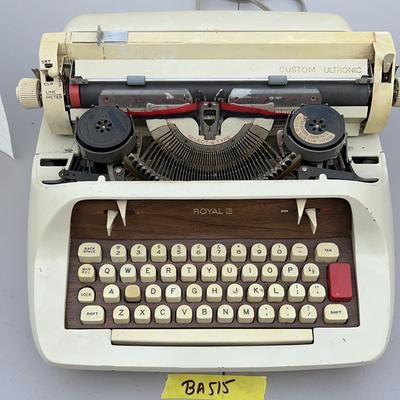 BA515 Royal Typewriter 