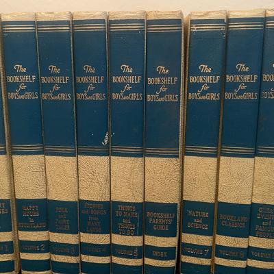 BA462 The Bookshelf For Boys and Girls