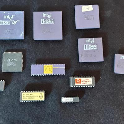 BA489 Vintage Intel i486, i386 Processors & More 