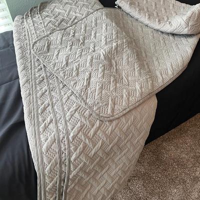 Twin Quilt And Sham In A Bag - Taupe 