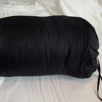 Maroon And Green Twin XL Comforter In Travel Bag