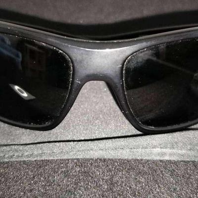 Oakley OO9263 Turbine Black Polarized Lenses Sunglasses