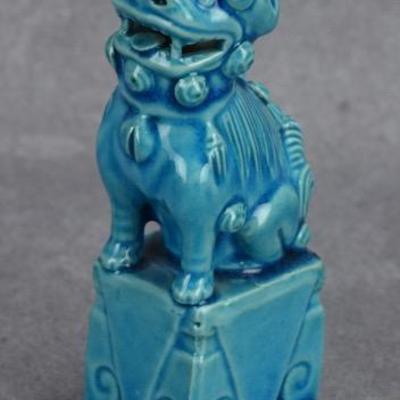 Small Vintage Chinese Porcelain Foo Dog