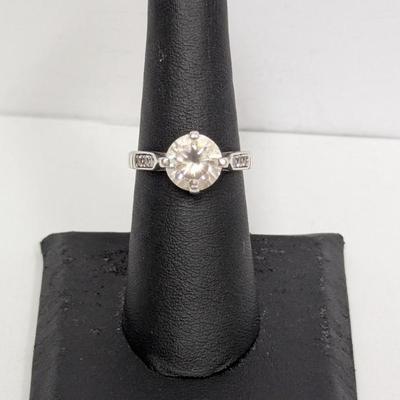 Sale Photo Thumbnail #681