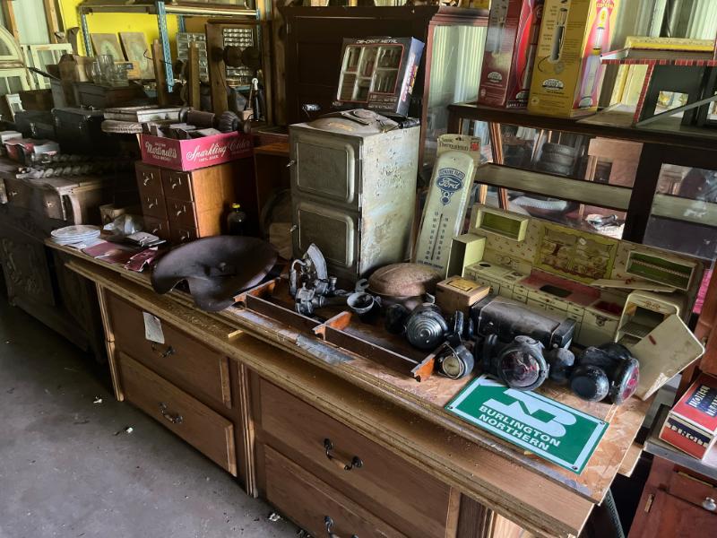 Sale Photo Thumbnail #224