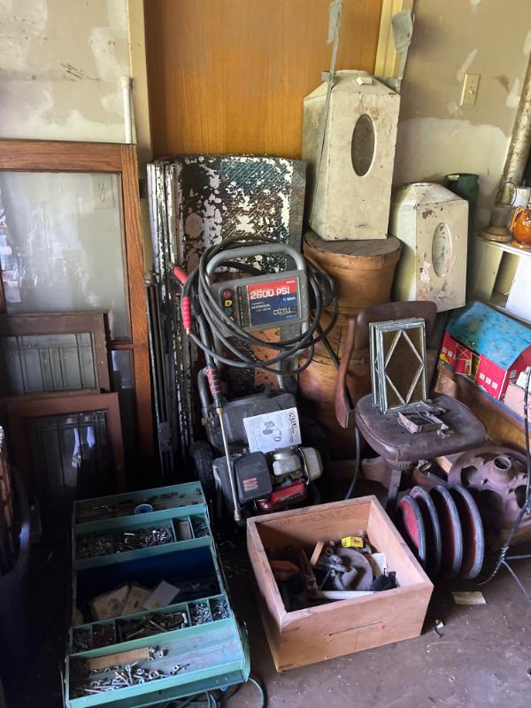 Sale Photo Thumbnail #214