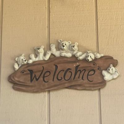 Welcome sign 