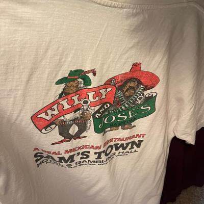  T-shirts 