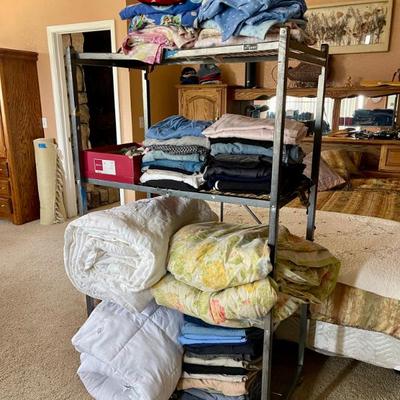 More linens. Blankets 