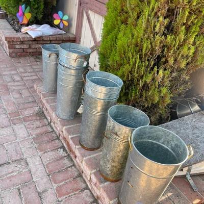 Flower holders 