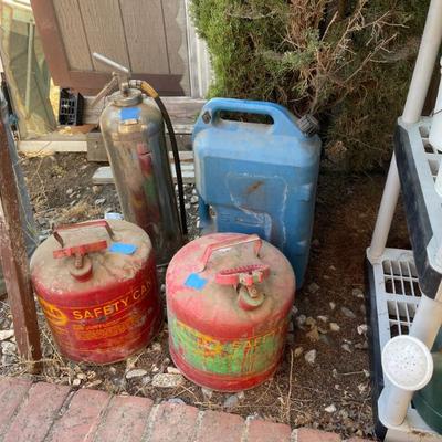 Gas tanks 