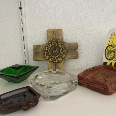 Ashtrays 