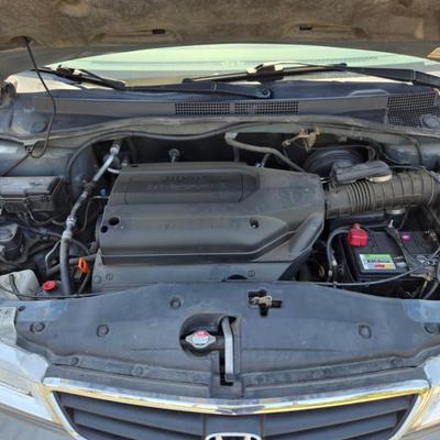 Sale Photo Thumbnail #91: Mini van engine 