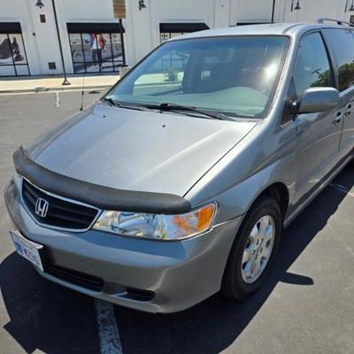 Sale Photo Thumbnail #90: Mini van 