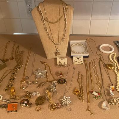 Costume Jewelry Lot #4