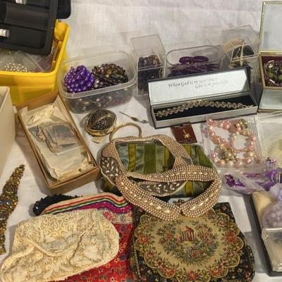 Vtg Jewelry, Purses, Beading