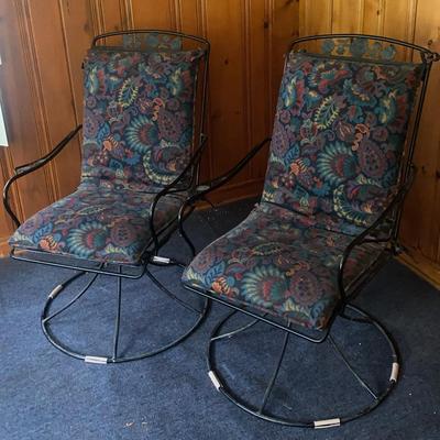 Spin & Bounce Wrought Iron Chairs (w/pads)