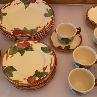 Franciscan Apple China Settings For Six