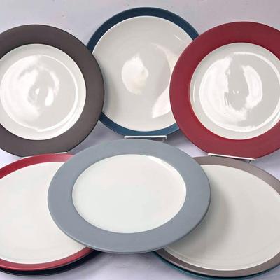 "Noritake" Colorwave Dinner Plates
