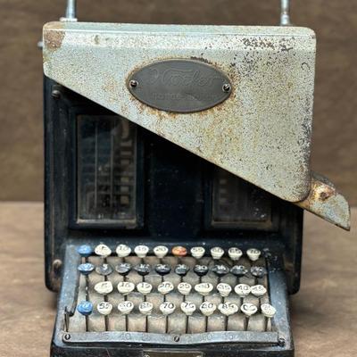 Vintage “Hoefer” Change Maker