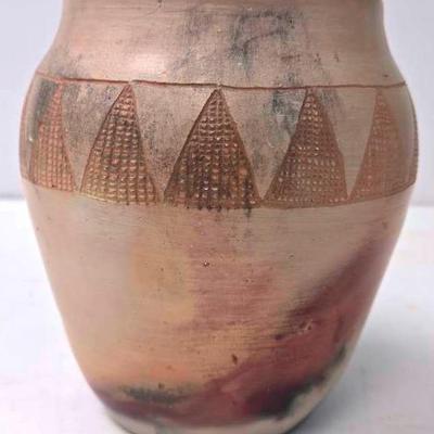 Signed Clay Pot "Maize Savage" 87