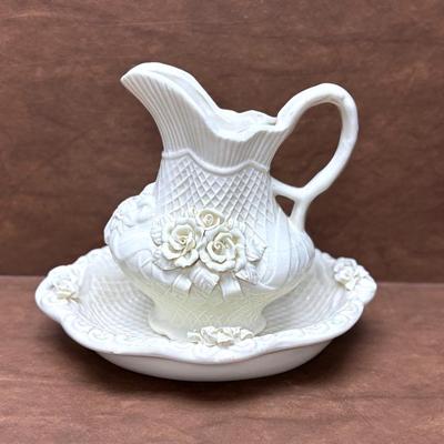 White Porcelain Wash Set 