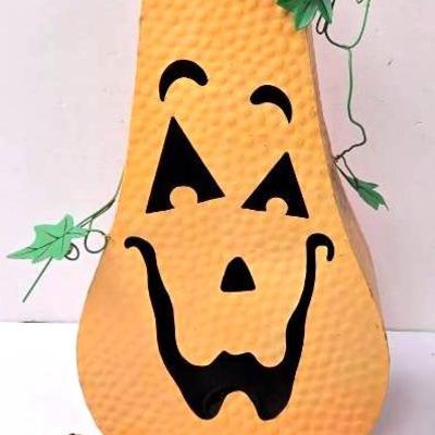 Metal Pumpkin Decor & Ceramic Table Pumpkins