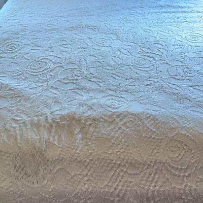 Vintage Hobnail Imperial Rose Bedspread 