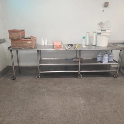 https://auctions4america.proxibid.com/Auctions-4-America/Large-Scale-Donut-Production-Bakery-Facility/event-catalog/282875