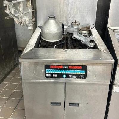 https://auctions4america.proxibid.com/Auctions-4-America/Large-Scale-Donut-Production-Bakery-Facility/event-catalog/282875