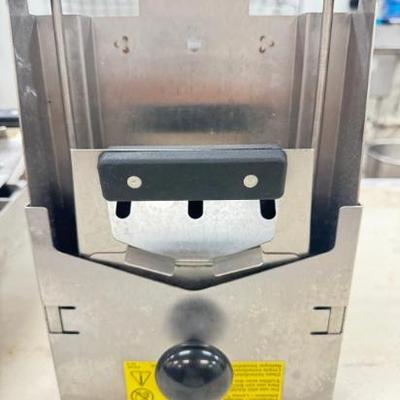https://auctions4america.proxibid.com/Auctions-4-America/Large-Scale-Donut-Production-Bakery-Facility/event-catalog/282875