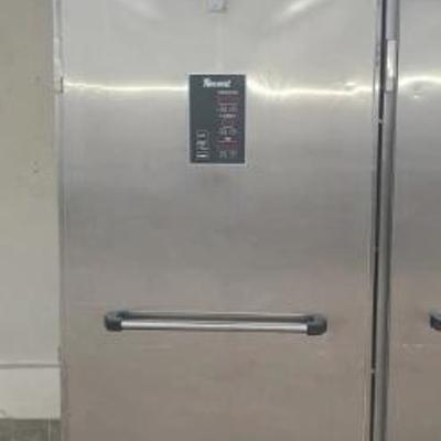 https://auctions4america.proxibid.com/Auctions-4-America/Large-Scale-Donut-Production-Bakery-Facility/event-catalog/282875