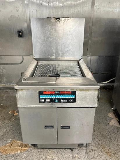 Sale Photo Thumbnail #3: https://auctions4america.proxibid.com/Auctions-4-America/Large-Scale-Donut-Production-Bakery-Facility/event-catalog/282875