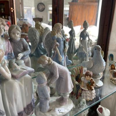 Decor  statues 