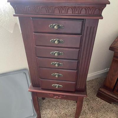 Jewelry holder 