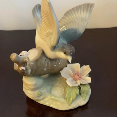 Lladro Bird Figurine