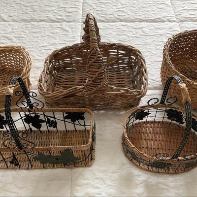 Decorative Basket 