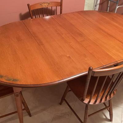 Round Kitchen Table with Gold Painted Flower & Leaves with 4 Chairs