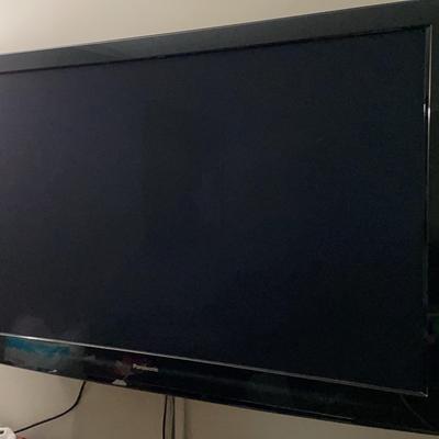 Panasonic 50" TV With Sanus Wall Mount & Stand