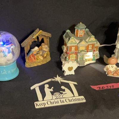 BA339 A Little Touch Of Christmas