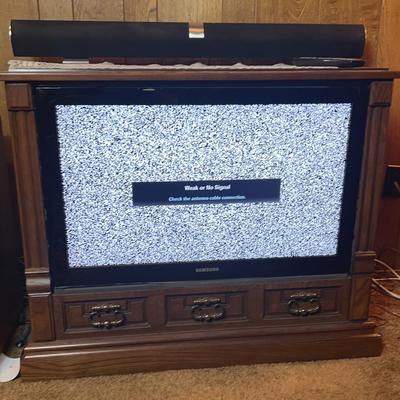 BA600 Samsung TV With Vizio Soundbar