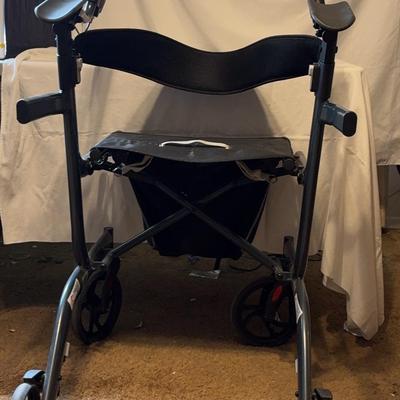 BA630 UP Walker Lite