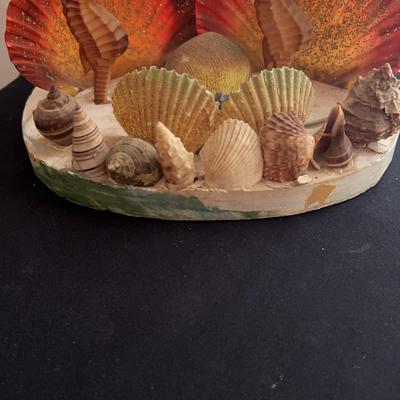 BA313 MCM Vintage Seahorse Seashell Light