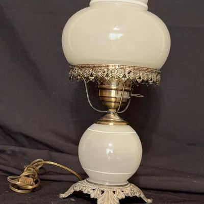 BA309 Victorian Hurricane Lamp 