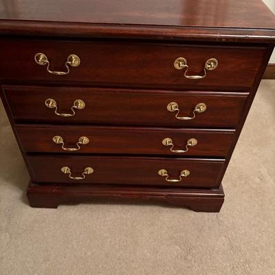 Bedside Chest 