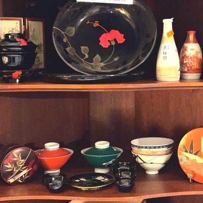 Asian Themed Tea Bowls And Other Items￼
