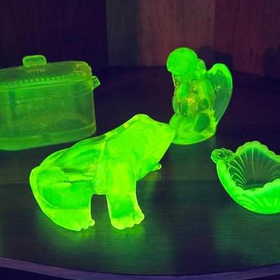 6 Pc Vintage Vaseline Glass Frog, Angel, Swan, Dishes