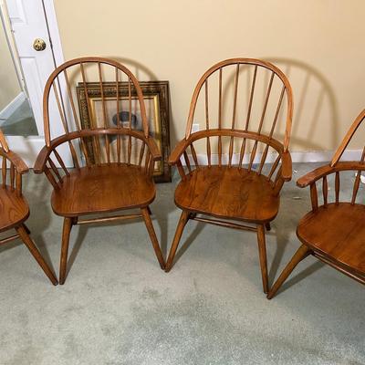 Set Of 4 Oak Spindle Back Chairs 