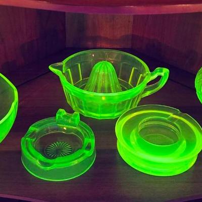 5 Pc Vintage Vaseline Glass; Juicer, Ashtrays, Bowls
