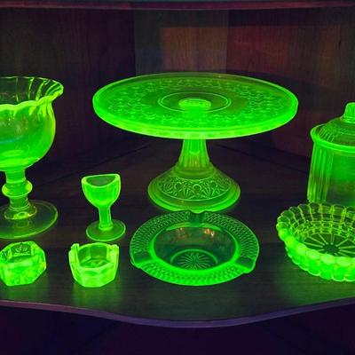 19 Pc Vintage Vaseline Glass; Measuring Cup, Cake Plate, Eye Wash Cup